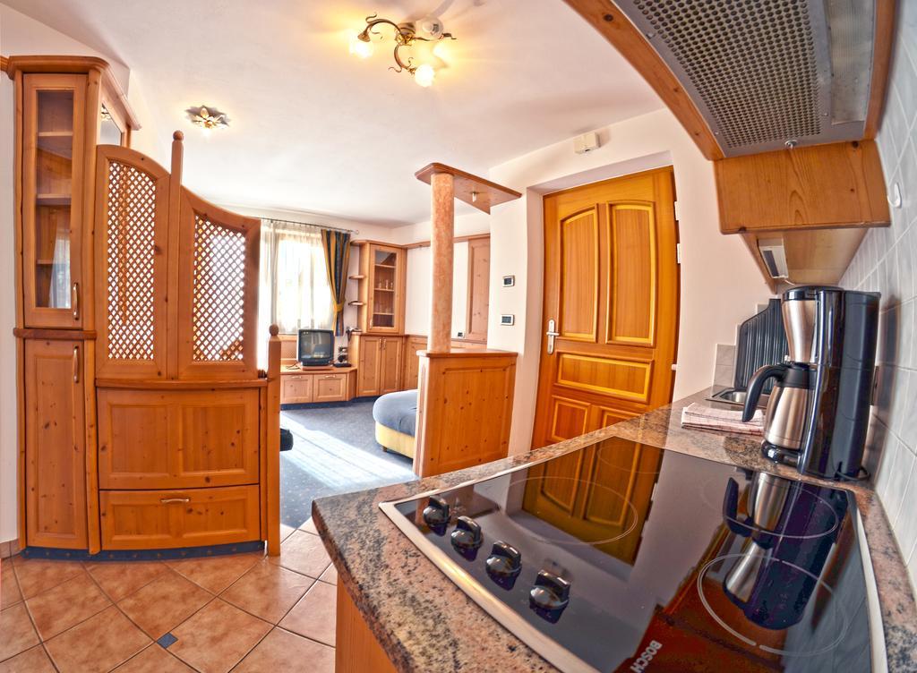 Hammele Appartements Schenna Exteriör bild