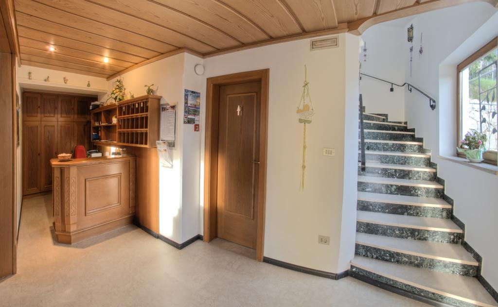 Hammele Appartements Schenna Exteriör bild