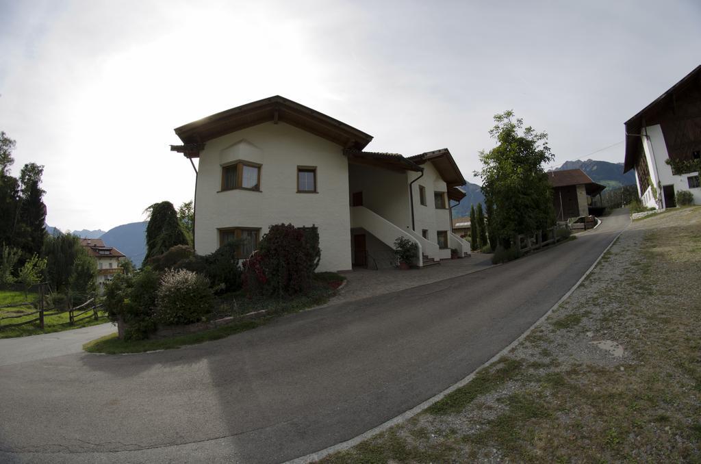 Hammele Appartements Schenna Exteriör bild